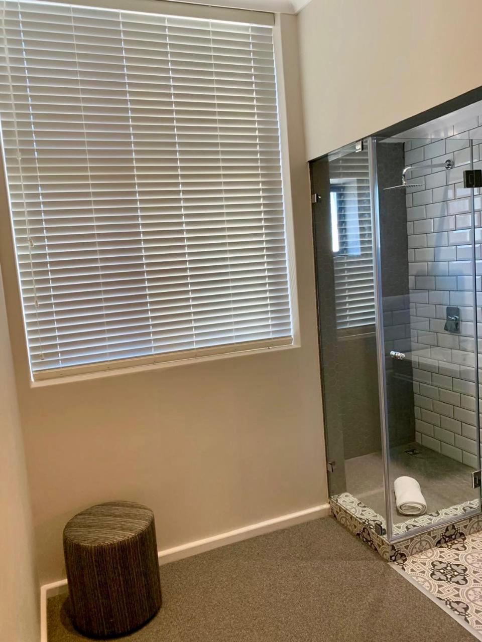 Oyster Lagoon Villa - Luxurious 2 Bed Apartment In Knysna Bagian luar foto