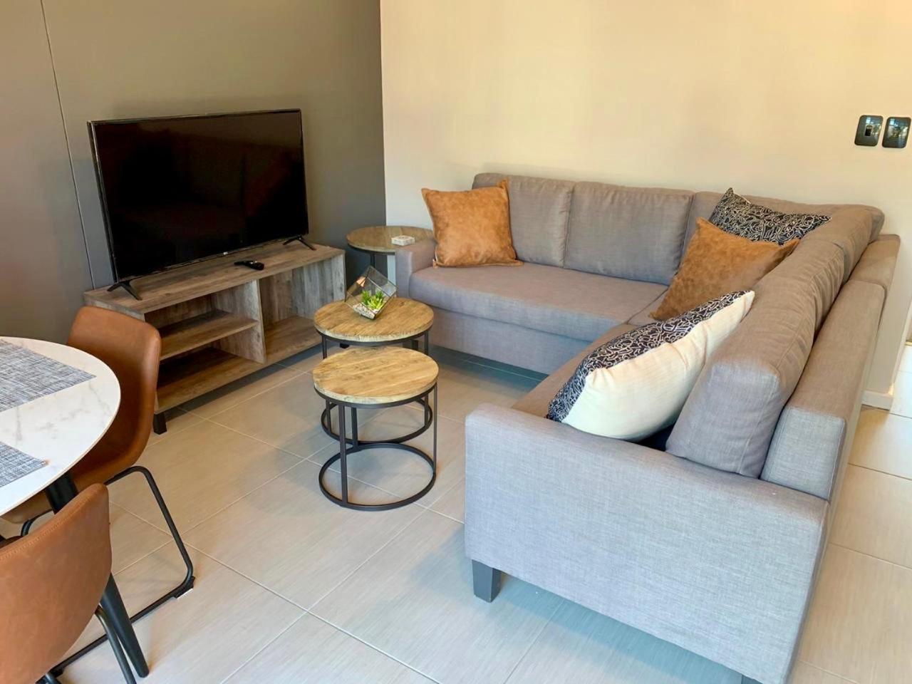Oyster Lagoon Villa - Luxurious 2 Bed Apartment In Knysna Bagian luar foto