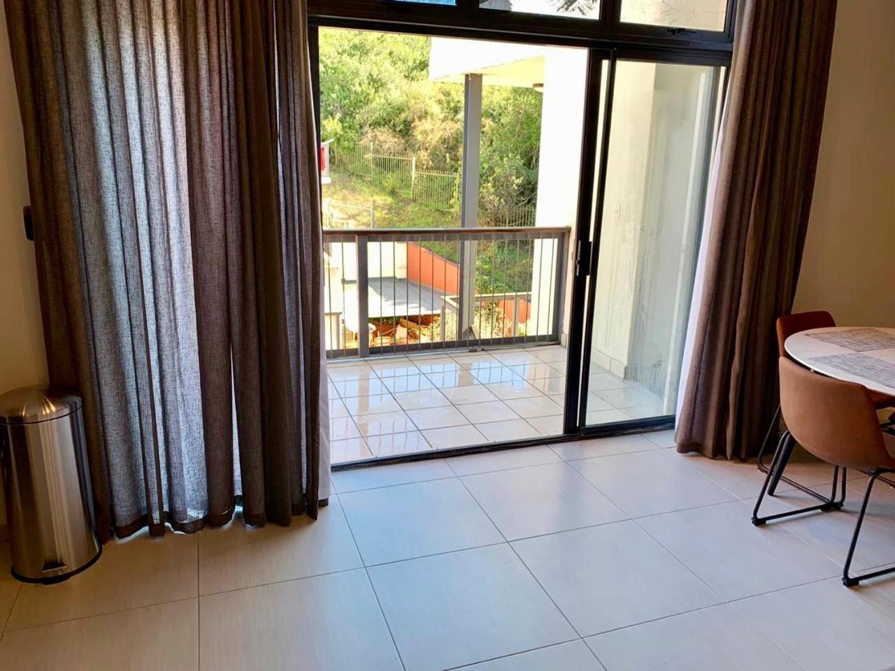 Oyster Lagoon Villa - Luxurious 2 Bed Apartment In Knysna Bagian luar foto